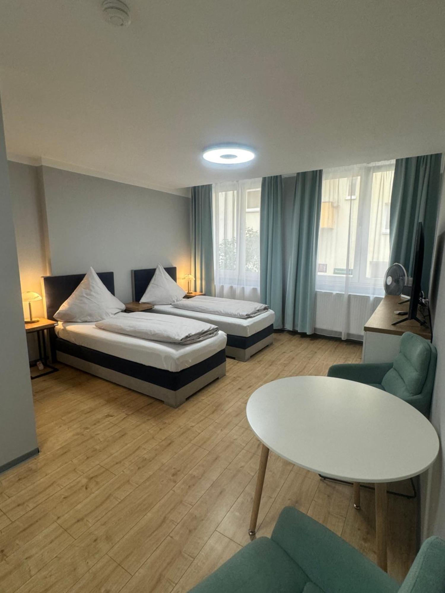 Studio Apartment Am Hauptbahnhof N.4 Нюрнберг Екстер'єр фото