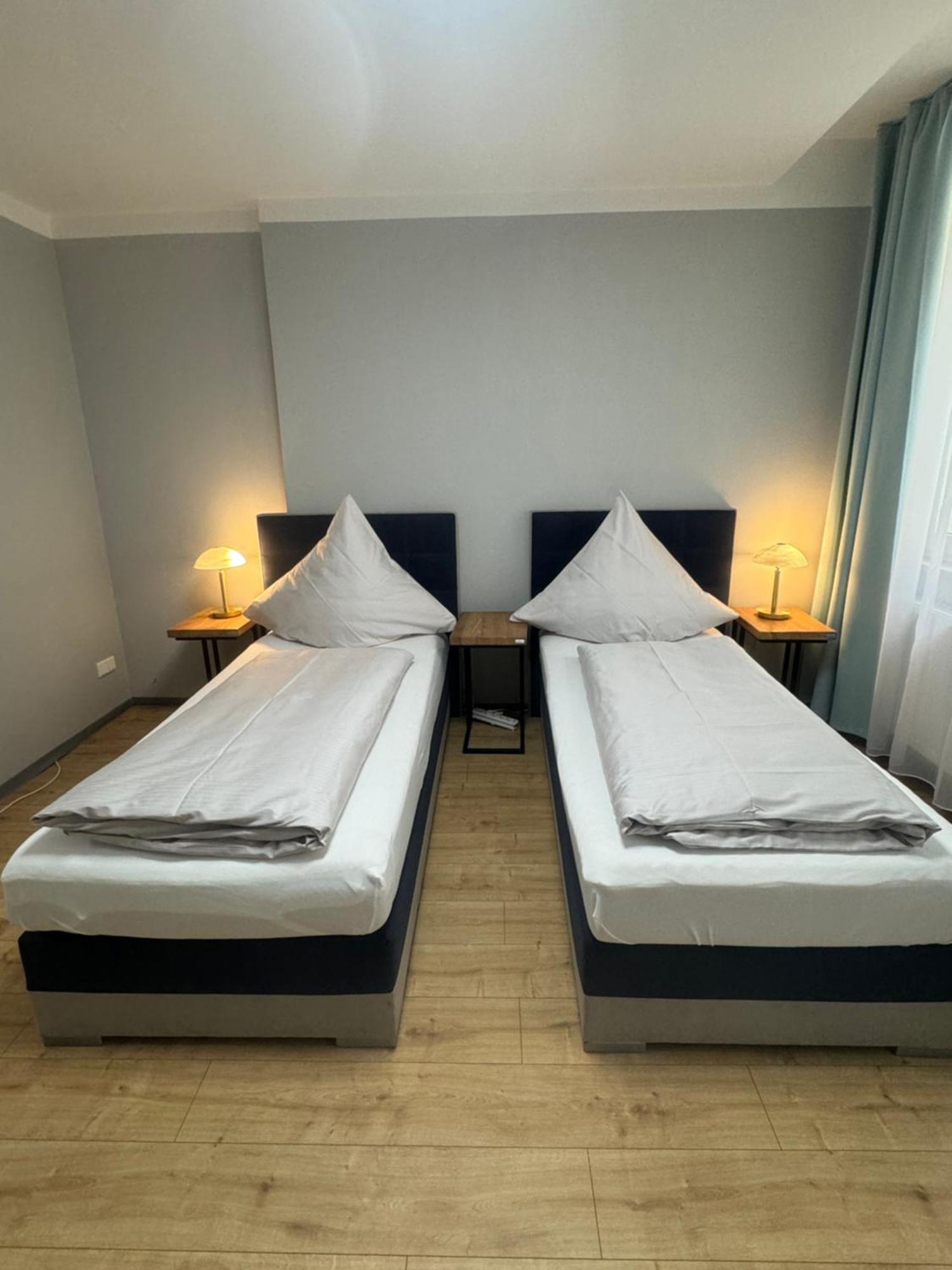 Studio Apartment Am Hauptbahnhof N.4 Нюрнберг Екстер'єр фото